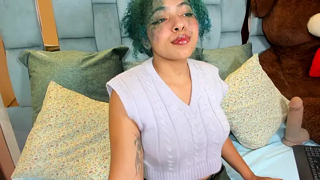 Snapshot of momo_ayasse chatting on September 2025 01:33:01 AM momo ayasse online show from September 2025 01:33:01 AM