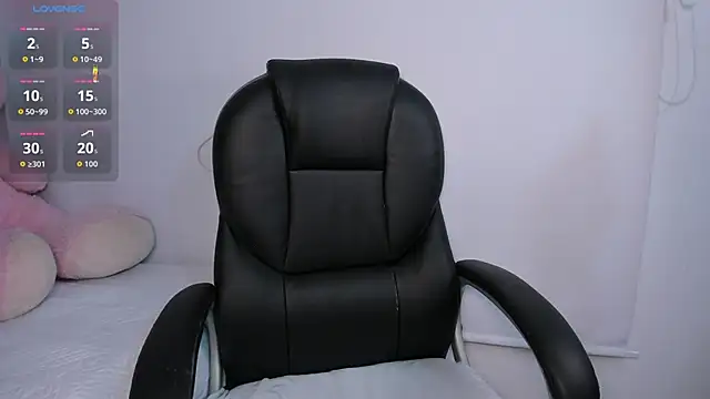 momo ayasse online show from March 2026 03:33:01 AM