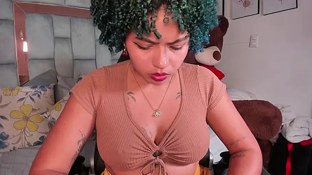 Snapshot of momo_ayasse chatting on November 2025 03:16:02 AM momo ayasse online show from November 2025 03:16:02 AM