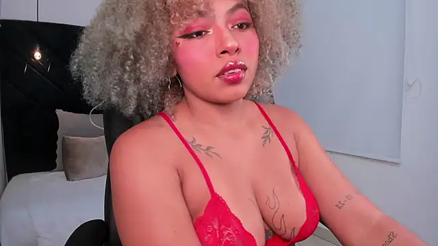 momo ayasse online show from February 2026 03:51:01 AM