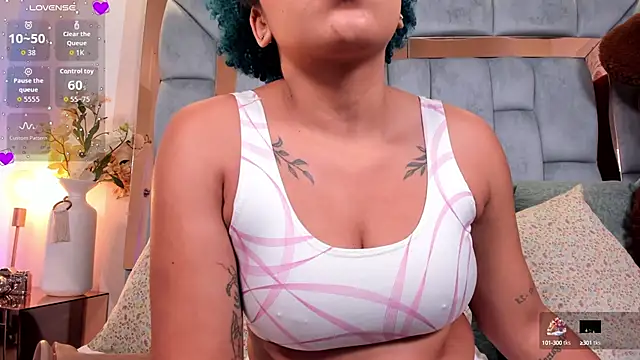 Snapshot of momo_ayasse chatting on September 2025 12:56:02 PM momo ayasse online show from September 2025 12:56:02 PM