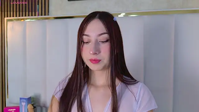SofiJones  online show from October 2025 11:35:01 PM