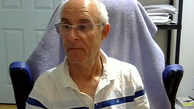 funone1999 online show from October 2025 04:47:02 AM