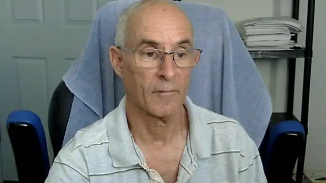 funone1999 online show from December 2025 08:08:02 PM