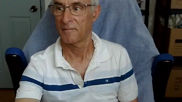 funone1999 online show from April 2026 08:26:02 PM