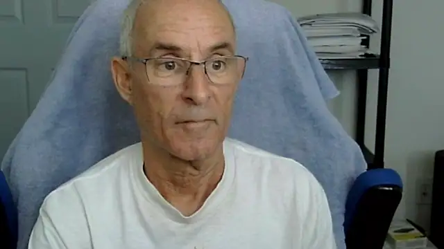 funone1999 online show from October 2025 06:19:01 PM