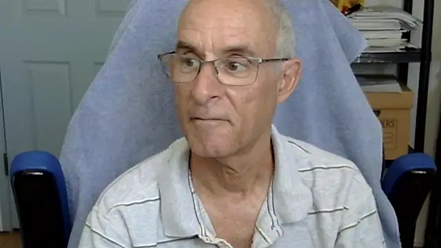 funone1999 online show from April 2026 08:15:02 PM