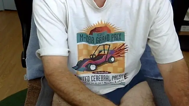 funone1999 online show from October 2025 08:45:01 PM