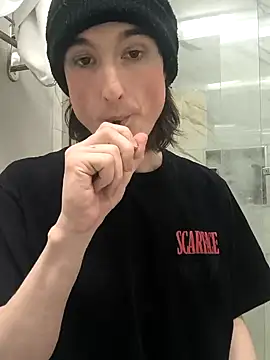 Snapshot of Eye77798 chatting on October 2025 08:35:02 AM Eye77798 online show from October 2025 08:35:02 AM