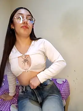 StefaniaFoxx  online show from April 2026 04:35:02 AM
