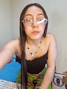 StefaniaFoxx  online show from February 2026 05:51:01 AM