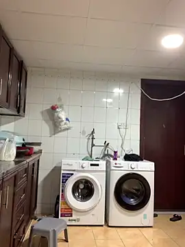 Jake Chris online show from October 2025 05:13:02 PM