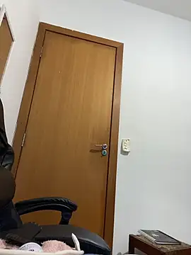 lucioliveira online show from May 2026 12:40:02 AM