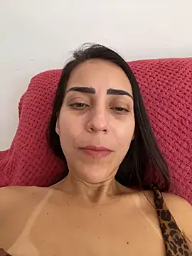 lucioliveira online show from May 2026 12:58:02 PM