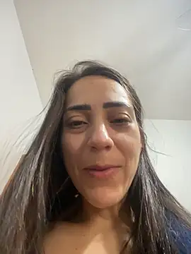 lucioliveira online show from February 2026 01:30:01 PM