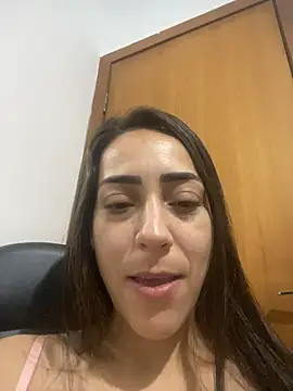 lucioliveira online show from February 2026 12:15:01 PM