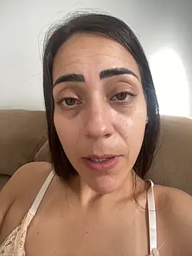 lucioliveira online show from March 2026 12:09:01 PM