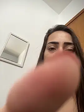 lucioliveira online show from February 2026 02:04:02 PM