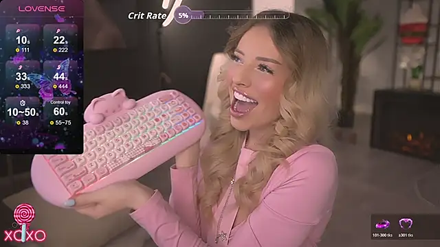 SerenaNoir online show from March 2026 08:33:01 PM