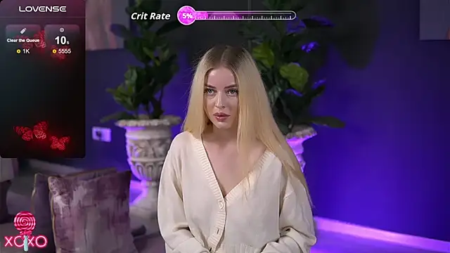 SerenaNoir online show from October 2025 03:32:01 AM