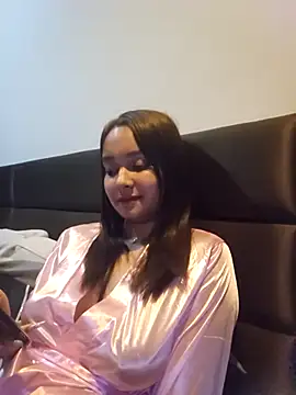 Natural Asian Girl online show from April 2026 12:12:01 PM