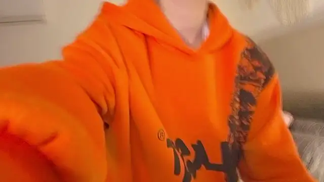 Little mia   online show from February 2026 10:53:02 PM