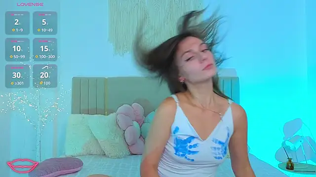 Snapshot of Little_mia__ chatting on October 2025 10:00:01 PM Little mia   online show from October 2025 10:00:01 PM