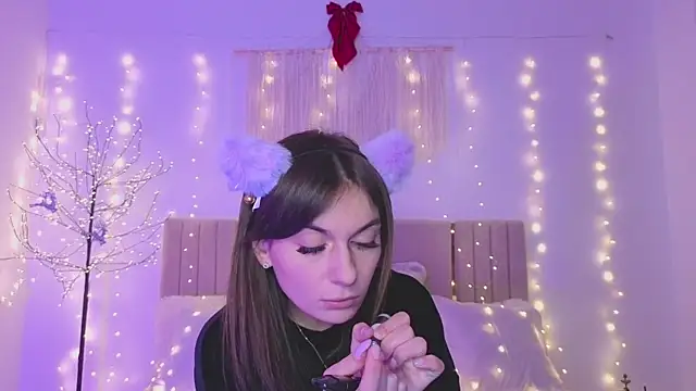 Little mia   online show from December 2025 10:34:01 PM