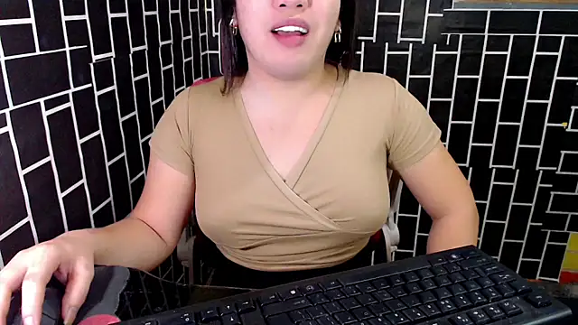 xUrDreamSlutWhore online show from September 2025 09:16:02 PM