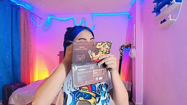 MiSofialeal online show from February 2026 06:10:02 PM