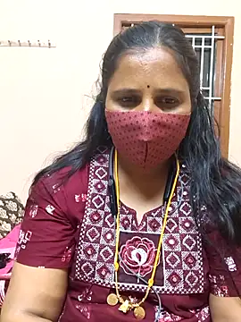 Snapshot of Tamil_Sweety chatting on November 2025 06:33:01 PM Tamil Sweety online show from November 2025 06:33:01 PM