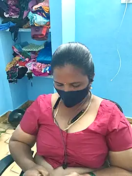 Snapshot of Tamil_Sweety chatting on September 2025 04:51:02 PM Tamil Sweety online show from September 2025 04:51:02 PM