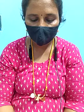 Snapshot of Tamil_Sweety chatting on November 2025 04:33:02 PM Tamil Sweety online show from November 2025 04:33:02 PM