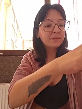 AllexyAle online show from March 2026 09:12:01 AM