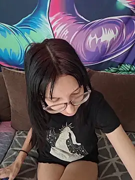 AllexyAle online show from March 2026 06:51:02 AM