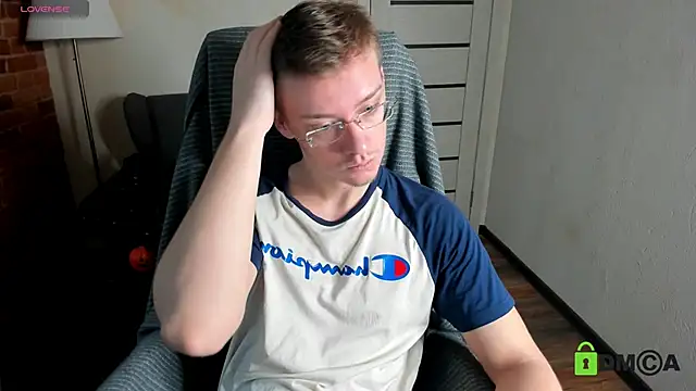 Harm Dick online show from November 2025 10:48:01 AM