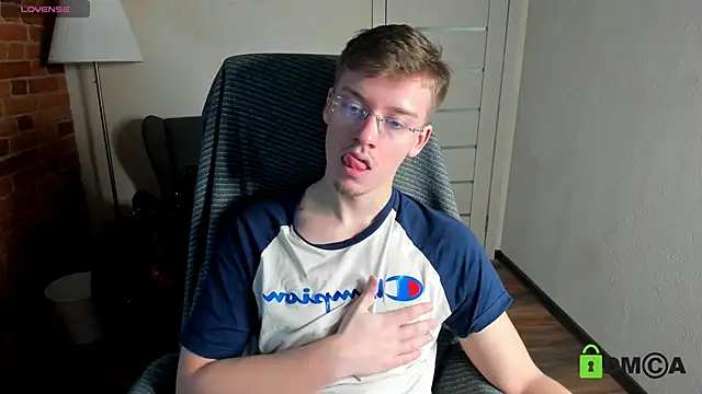 Harm Dick online show from November 2025 10:48:01 AM