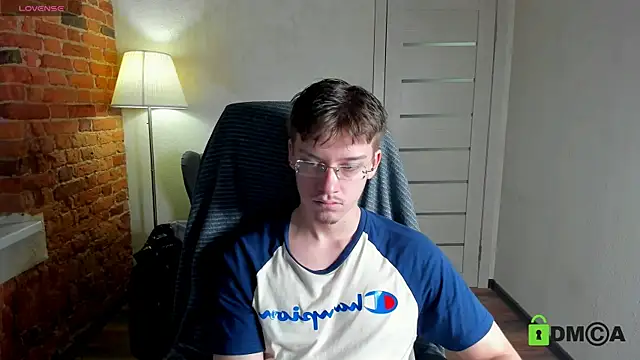 Harm Dick online show from December 2025 12:44:02 PM