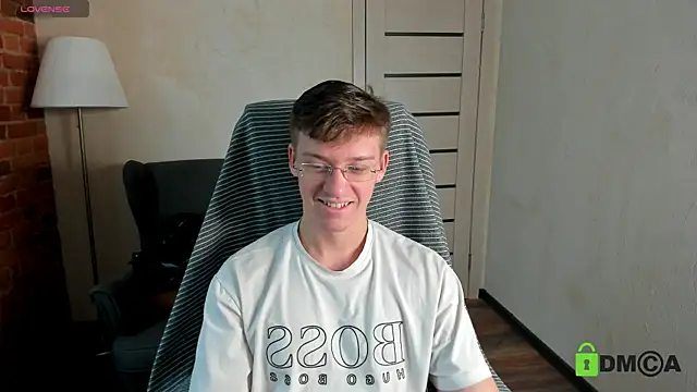 Snapshot of Harm_Dick chatting on October 2025 10:34:02 AM Harm Dick online show from October 2025 10:34:02 AM