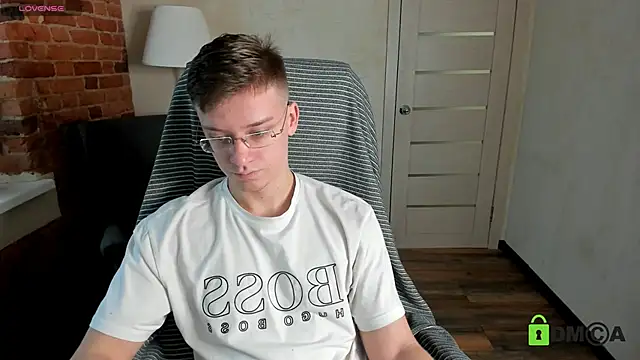 Snapshot of Harm_Dick chatting on October 2025 10:49:02 AM Harm Dick online show from October 2025 10:49:02 AM