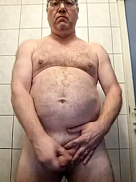 pettson72 online show from November 2025 09:02:01 AM