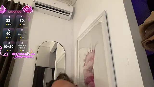 Snapshot of GoddessDove chatting on November 2025 12:31:01 PM GoddessDove online show from November 2025 12:31:01 PM