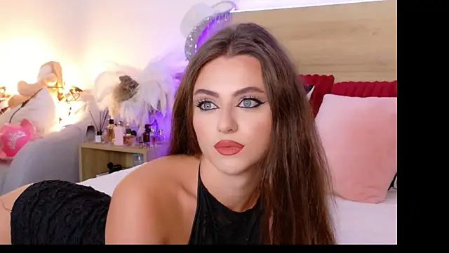 Snapshot of Sienna_Voss chatting on December 2025 08:14:01 PM Sienna Voss online show from December 2025 08:14:01 PM