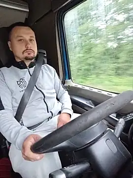 Amberdual online show from July 2026 04:30:01 AM