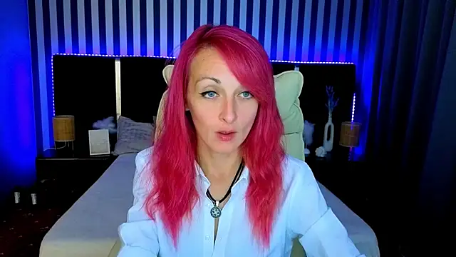 BrandyBloom online show from September 2025 07:02:02 PM