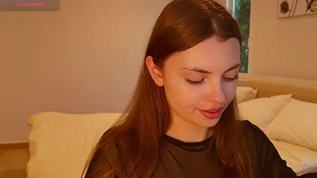 PhantomLace online show from November 2025 11:31:02 PM