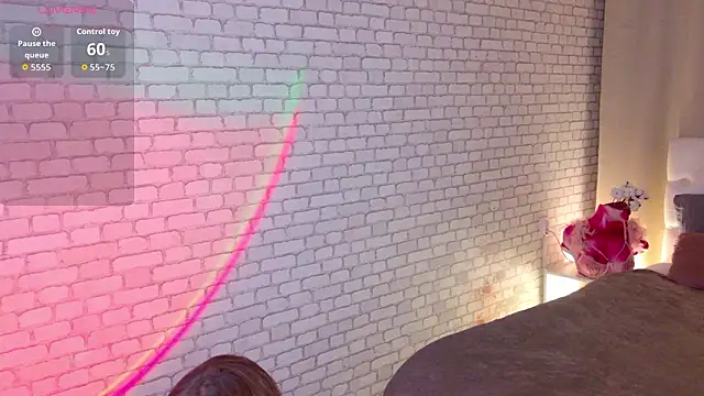 PhantomLace online show from February 2026 09:26:01 PM