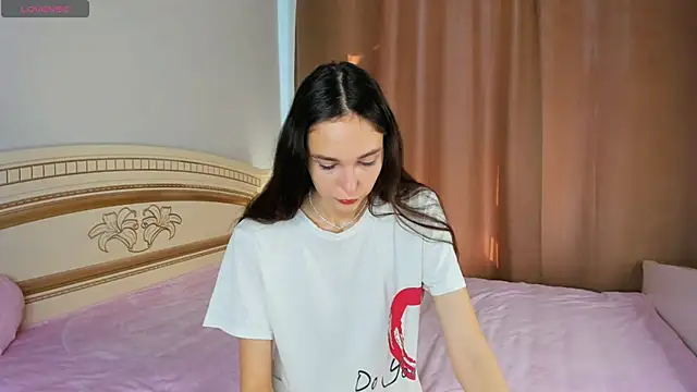 SoftieDream online show from September 2025 07:26:02 AM