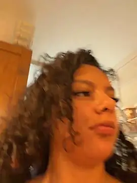 allybluee777 online show from December 2025 04:33:02 PM