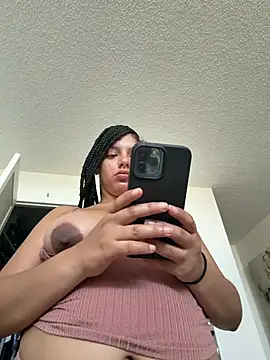 Snapshot of allybluee777 chatting on June 2026 03:43:01 PM allybluee777 online show from June 2026 03:43:01 PM